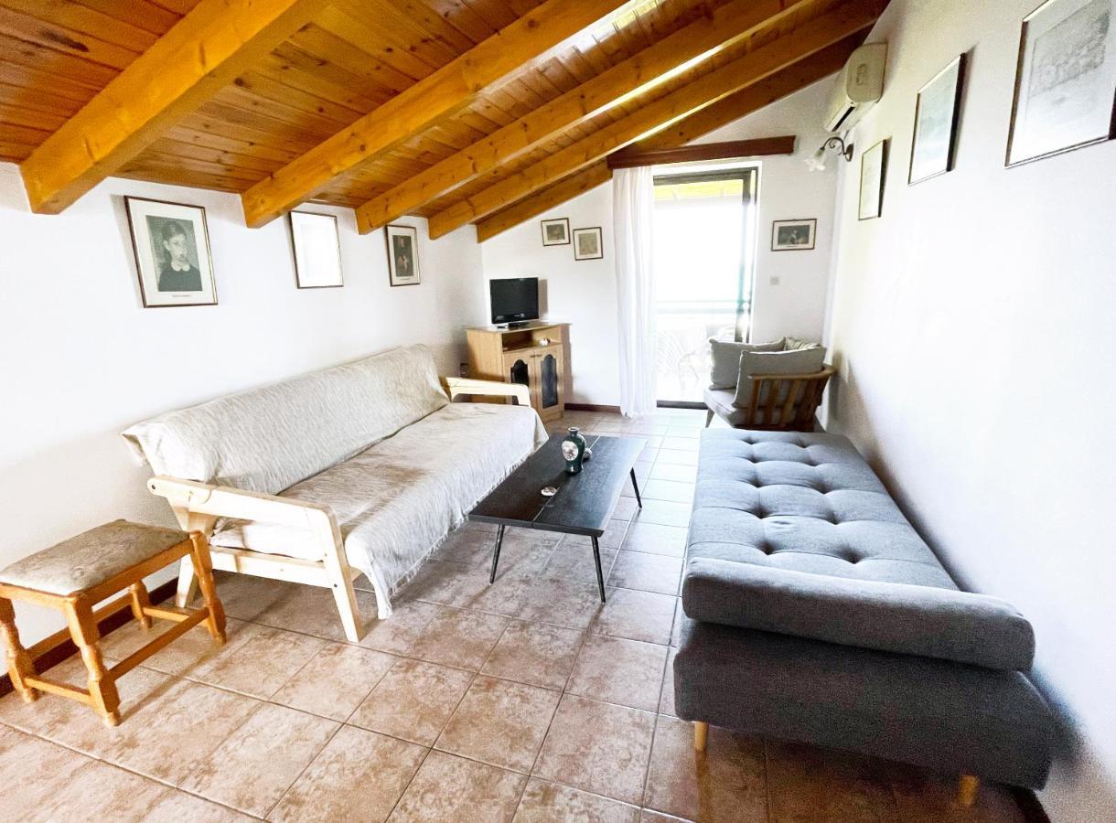 Malakassis House Apartment อายิโอส โยอันนิส ภายนอก รูปภาพ