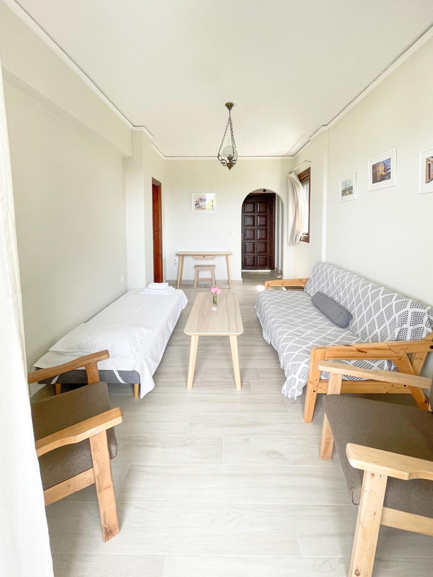 Malakassis House Apartment อายิโอส โยอันนิส ห้อง รูปภาพ